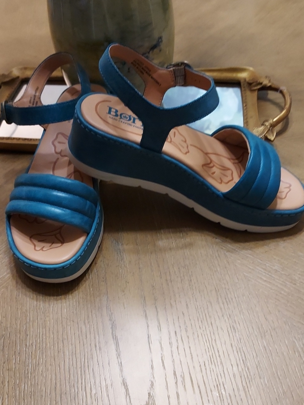 Born Teal Leather Padded-Strap Sandals - Picture 2 of 2